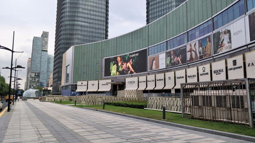 上海世纪汇广场写字楼出租 陆家嘴核心地段的商业机遇